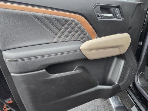 New 2026 GMC Canyon Denali image 10