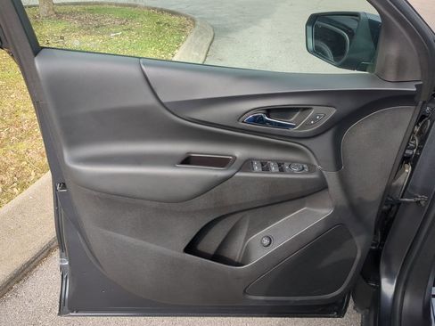 Used 2022 Chevrolet Equinox LT image 23