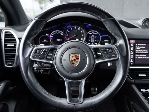 Certified 2021 Porsche Cayenne S AWD/4WD image 13