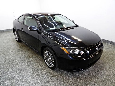 Used 2010 Scion tC FWD image 3