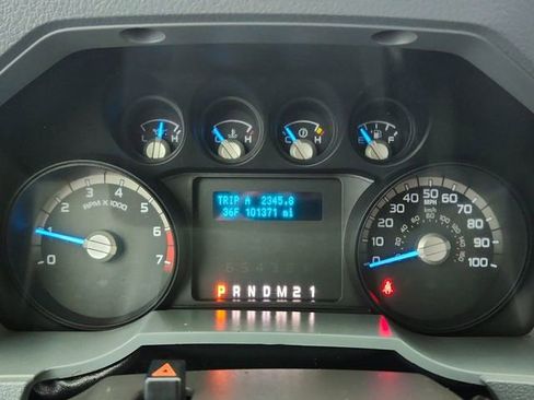 Used 2014 Ford F250 XL w/ Power Equipment Group AWD/4WD image 11