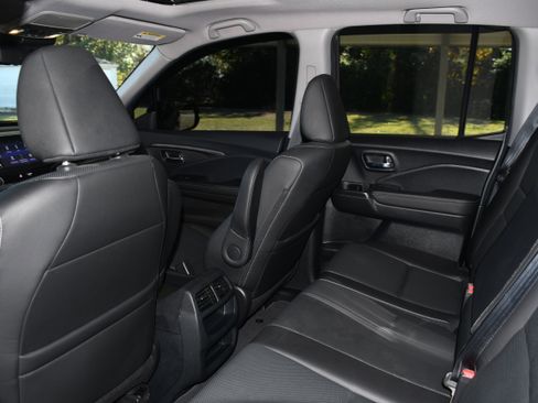 Certified 2023 Honda Ridgeline RTL image 17