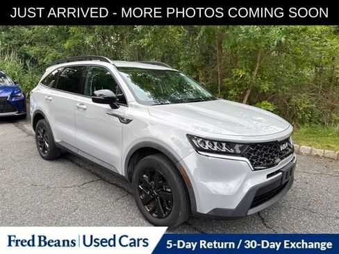 Used 2023 Kia Sorento S AWD/4WD image 1