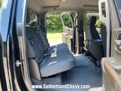 Used 2021 Chevrolet Silverado 1500 LT Trail Boss w/ LPO, Dark Essentials Package AWD/4WD image 39