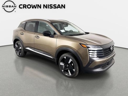 New 2026 Nissan Kicks SR FWD image 3
