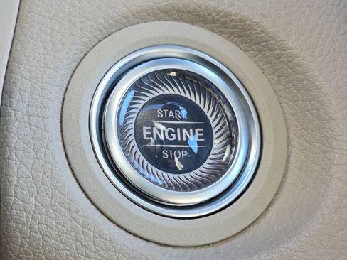 Certified 2022 Mercedes-Benz GLC 300 GLC 300 image 35