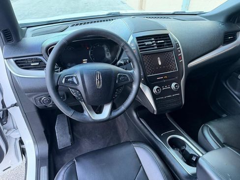 Used 2019 Lincoln MKC Premiere image 20