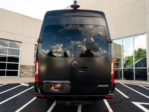 Used 2023 Mercedes-Benz Sprinter 3500 image 16