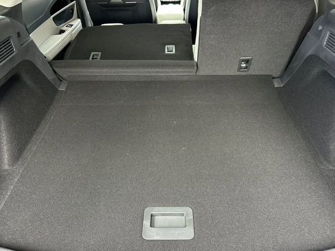 New 2026 Lincoln Nautilus Premier w/ Equipment Group 102A image 14