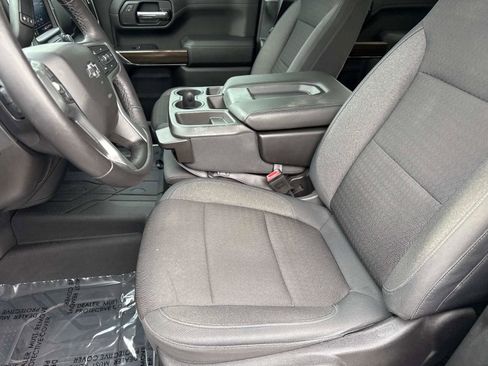 Used 2019 Chevrolet Silverado 1500 RST image 21