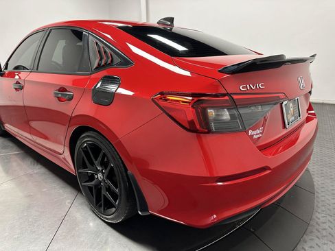 Used 2023 Honda Civic Sport image 10