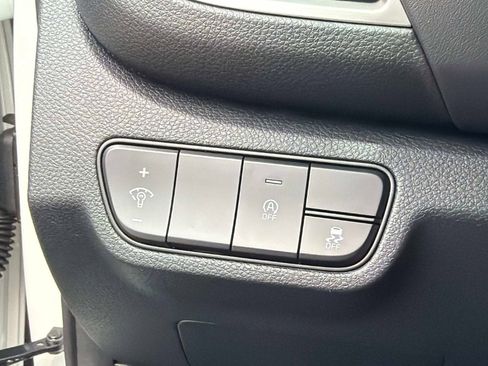 New 2026 Kia Seltos EX FWD image 30