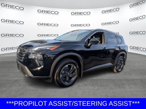 Certified 2025 Nissan Rogue SV w/ SV Premium Package FWD image 3