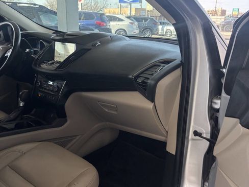 Used 2018 Ford Escape Titanium w/ Ford Safe & Smart Package image 16