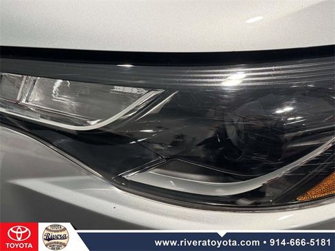 Used 2023 Toyota Corolla Cross LE image 9