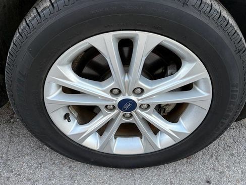 Used 2018 Ford Escape SE image 27