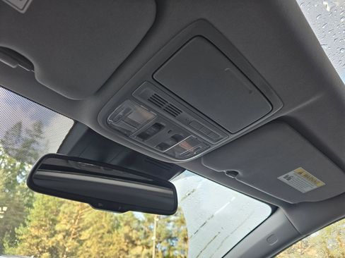 Used 2021 Honda CR-V Touring image 31