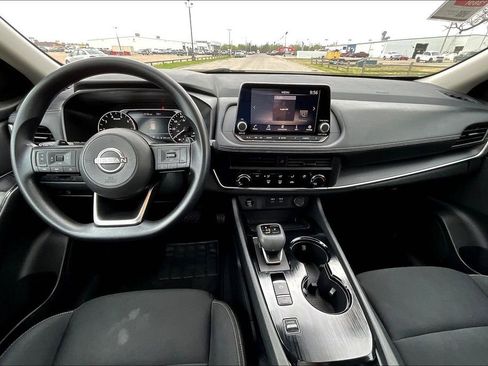 Used 2024 Nissan Rogue S image 13
