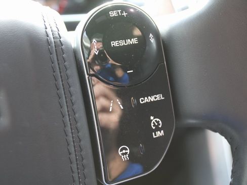 Used 2021 Land Rover Range Rover Autobiography image 37