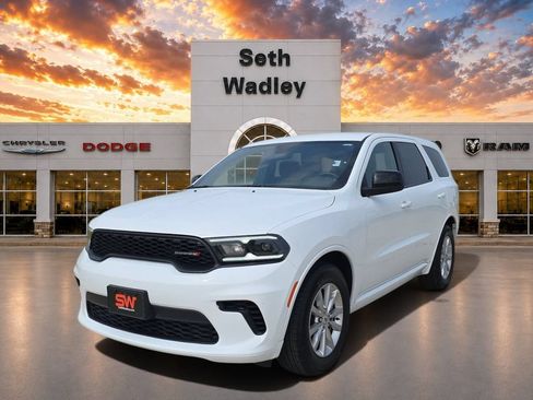 Used 2025 Dodge Durango GT RWD image 3