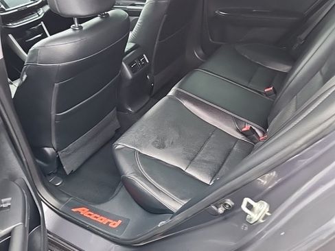 Used 2017 Honda Accord EX-L image 6