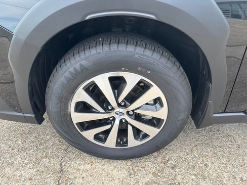 Certified 2025 Subaru Outback Premium AWD/4WD image 24