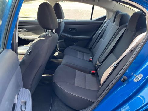 Used 2025 Nissan Sentra SV FWD image 19
