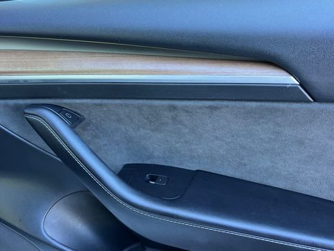 Used 2023 Tesla Model 3 Standard Range RWD image 18