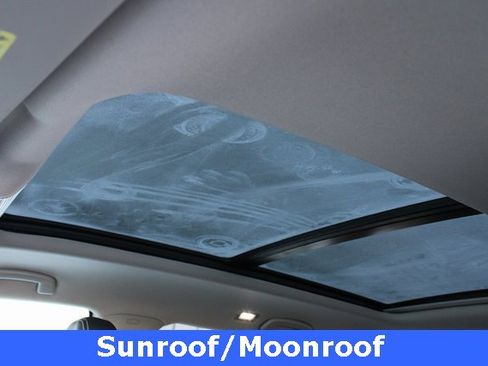 New 2026 Volkswagen Atlas SE image 5