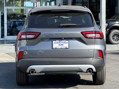 New 2025 Ford Escape SE image 6