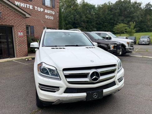Used 2014 Mercedes-Benz GL 450 4MATIC image 9