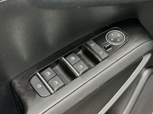 Used 2025 Kia Soul LX w/ LX Technology Package image 15