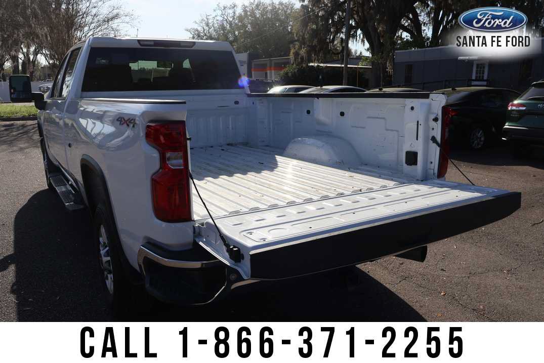 Used 2025 Chevrolet Silverado 2500 LT w/ Safety Package AWD/4WD image 7