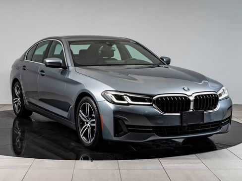 Used 2022 BMW 530i xDrive w/ Convenience Package AWD/4WD image 12