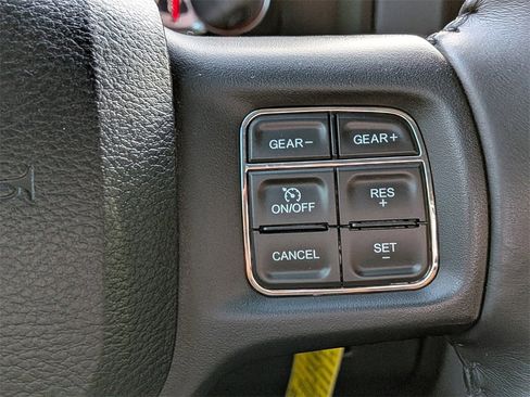 Used 2019 RAM 1500 Big Horn image 25