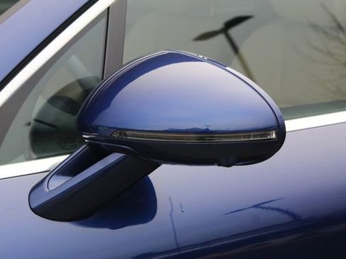 Certified 2022 Porsche Macan S image 14