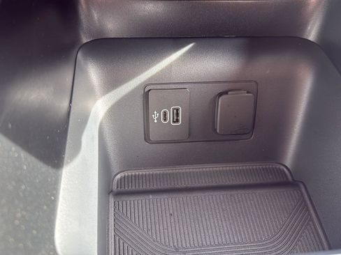 New 2026 Ford Explorer ST-Line image 31