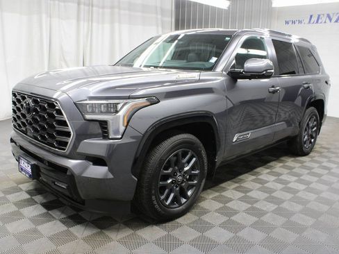 Used 2025 Toyota Sequoia Platinum image 6