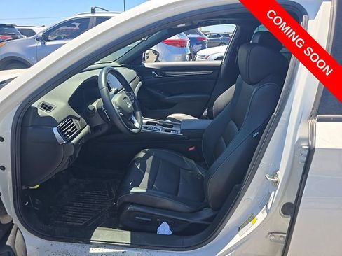 Used 2019 Honda Accord Sport image 4