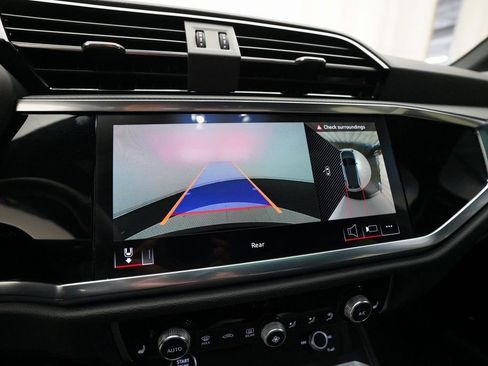 Used 2025 Audi Q3 2.0T Premium Plus w/ Premium Plus Package image 27