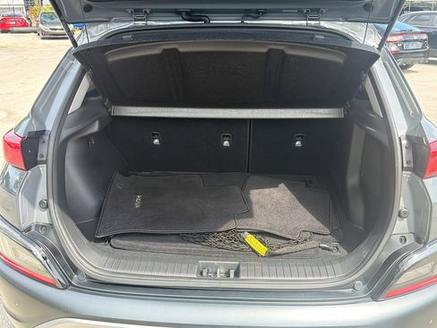 Used 2023 Hyundai Kona Limited w/ Cargo Package FWD image 24
