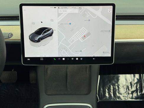 Used 2023 Tesla Model 3 Standard Range image 21