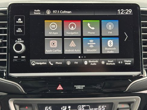 Certified 2025 Honda Ridgeline Black Edition image 13