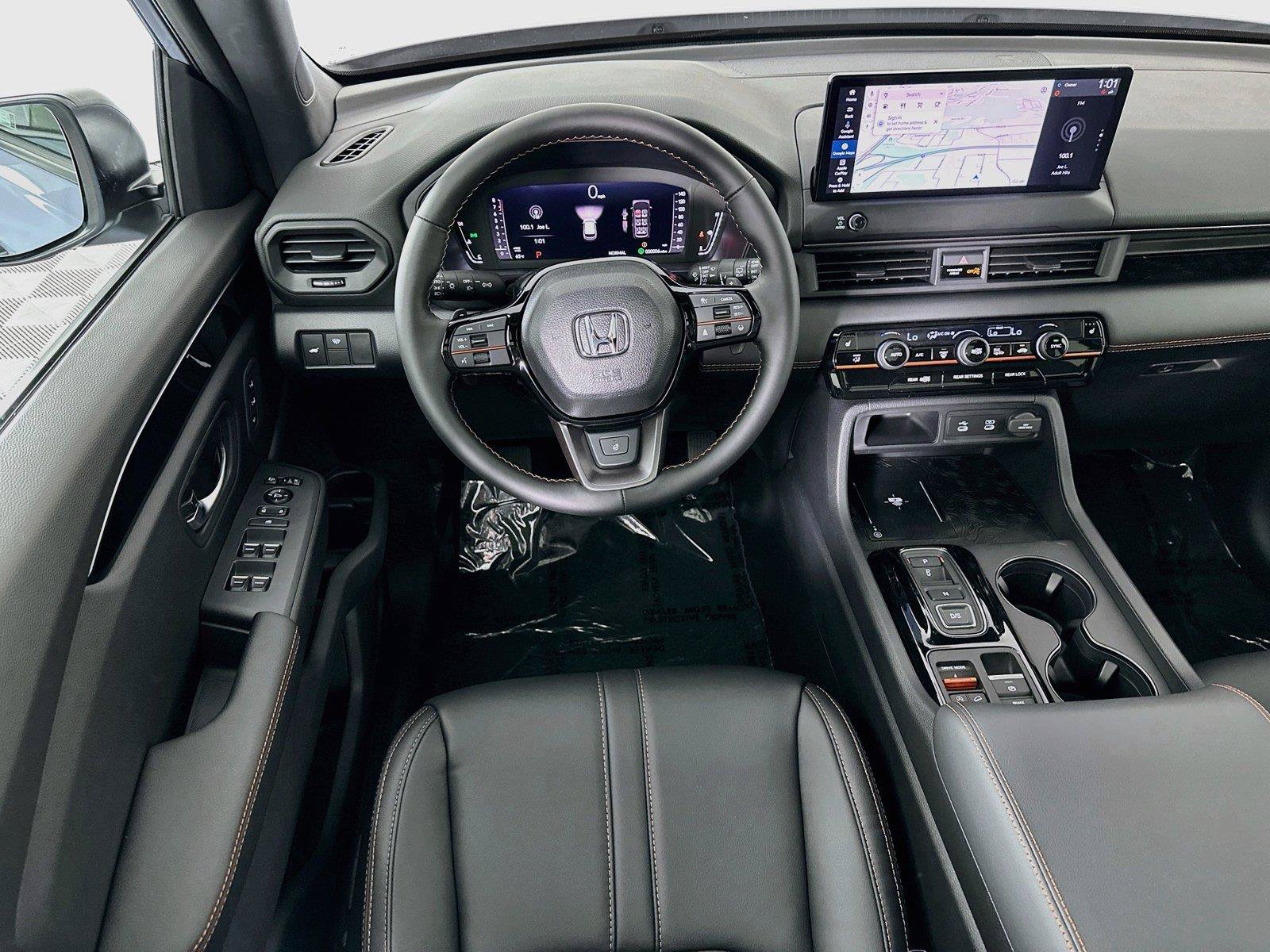New 2026 Honda Pilot TrailSport image 2