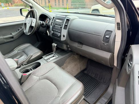 Used 2012 Nissan Xterra PRO-4X w/ Pro-4x Leather Pkg image 10