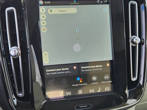 New 2026 Volvo XC40 B5 Ultra w/ Climate Package image 20