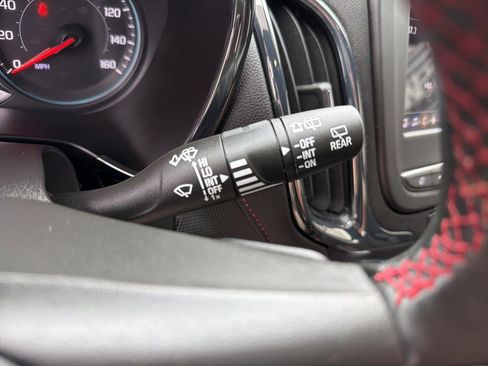 Used 2024 Chevrolet Equinox RS FWD image 31