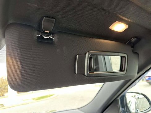 Used 2023 BMW X6 xDrive40i w/ Executive Package image 40