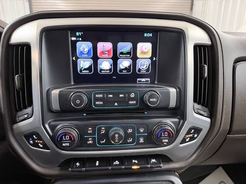Used 2018 GMC Sierra 1500 SLT AWD/4WD image 16