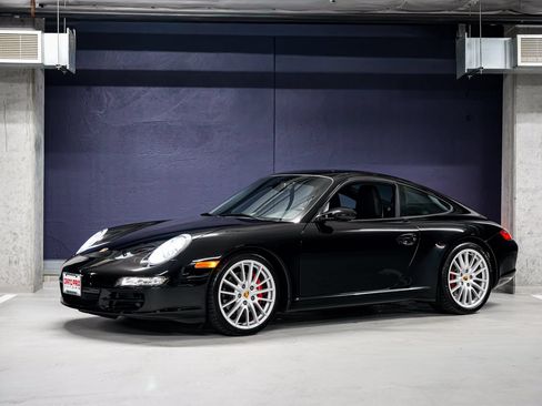 Used 2006 Porsche 911 Carrera S RWD image 6
